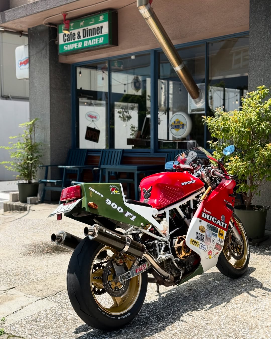 Cafe Super Racer